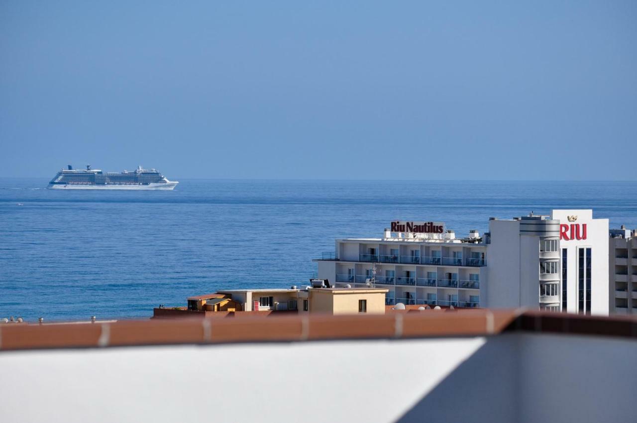 トレモリノスAtico Duplex Con Vistas Al Mar. Dos Plazas De Garajeアパートメント エクステリア 写真